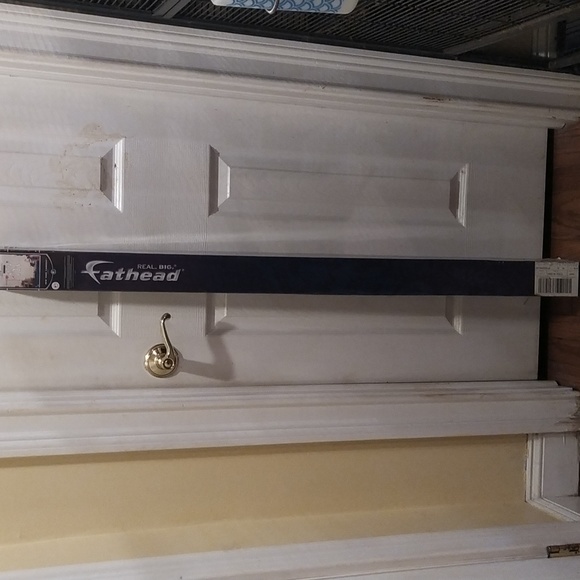 NY Yankees Logo Real Big Fathead - 3'4" High X 3'0" Wide - Blue, White, Red - Picture 4 of 6